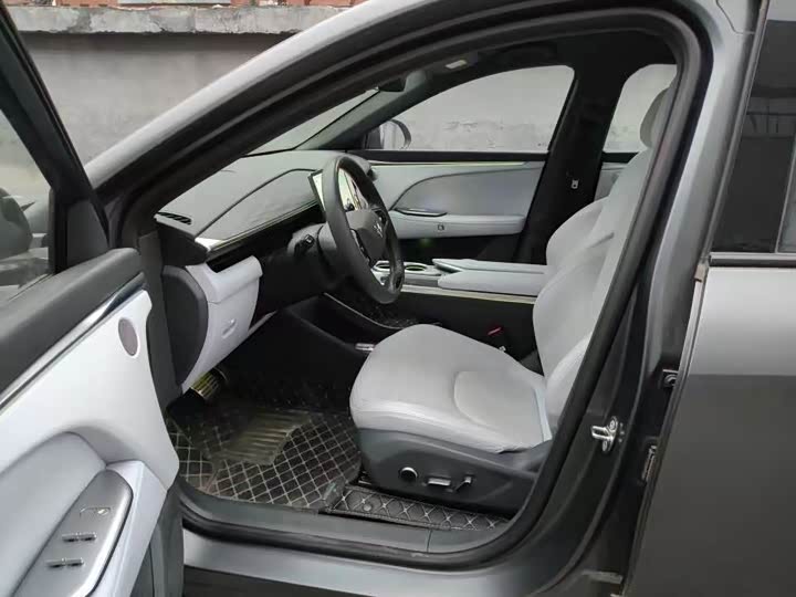 Фото 5 - BAIC Arcfox Alpha T5