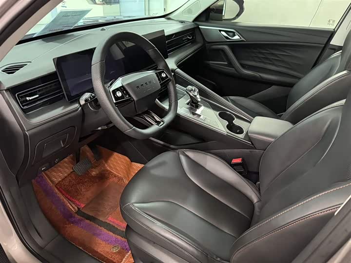 Фото 5 - Roewe RX5