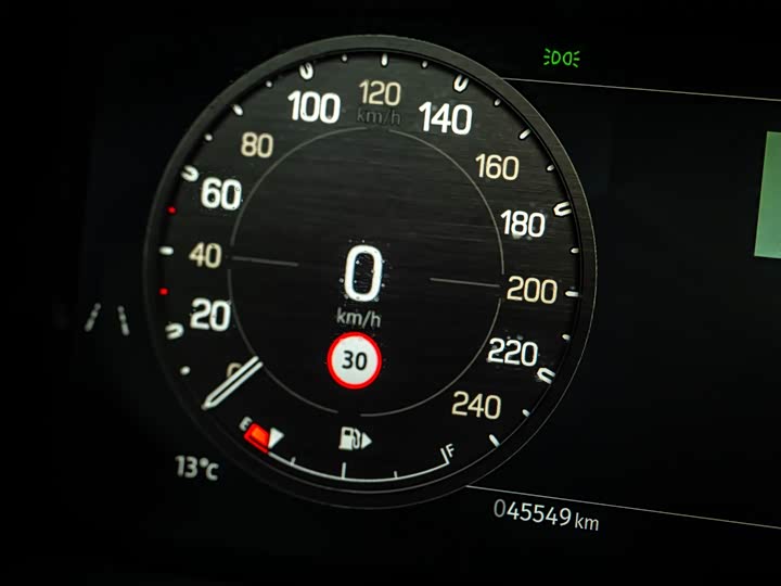 Фото 6 - Land Rover Defender