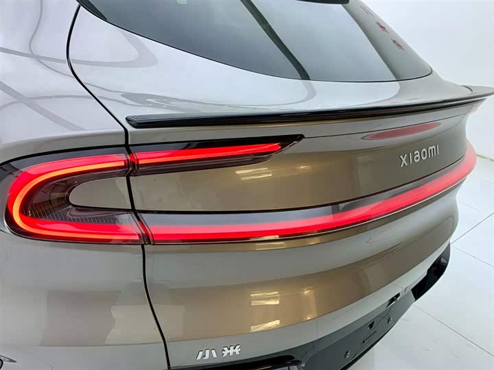 Фото 8 - Xiaomi YU7