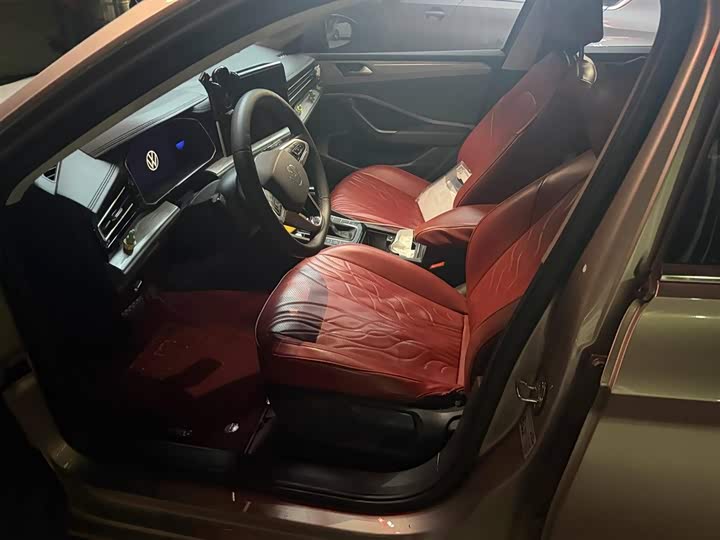 Фото 5 - Volkswagen Sagitar L