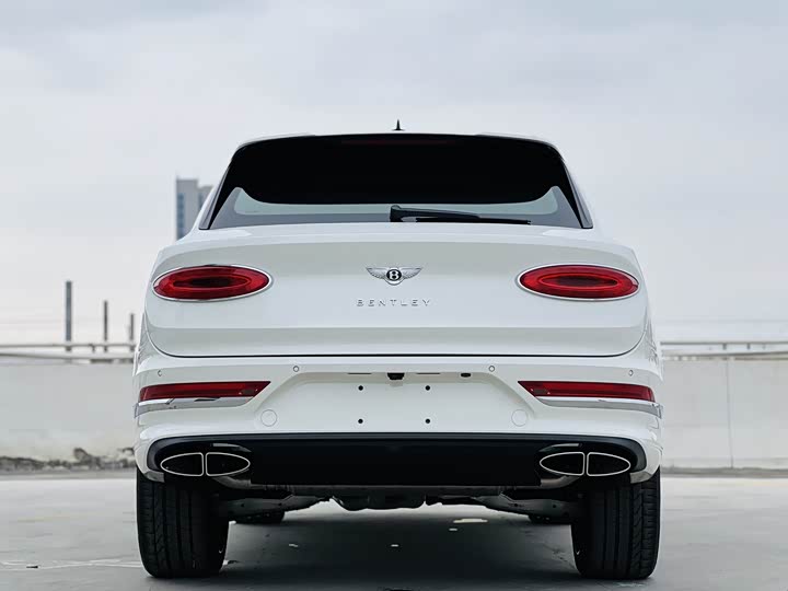 Фото 9 - Bentley Bentayga