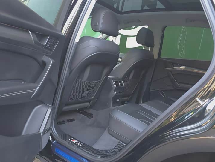 Фото 3 - Audi Q5L