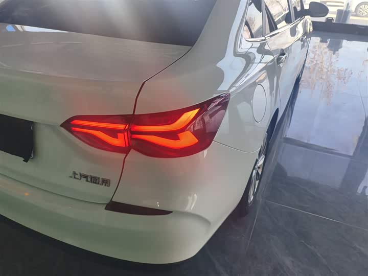 Фото 8 - Chevrolet Monza