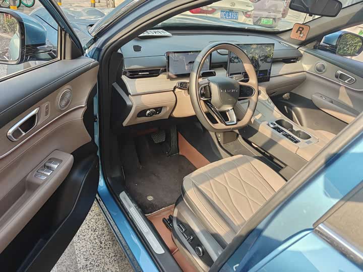 Фото 3 - Chery Tiggo 8 Plus C-DM