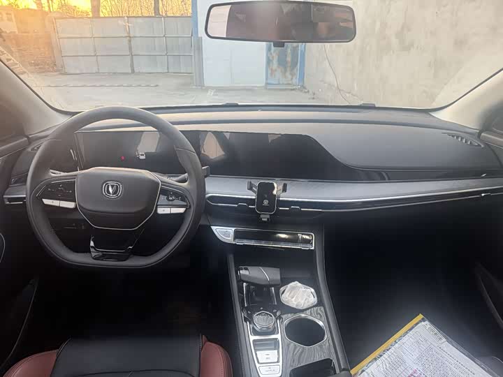 Фото 4 - Changan Eado Plus