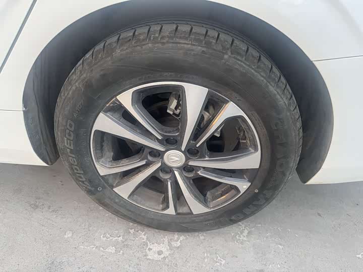 Фото 7 - Changan Eado Plus