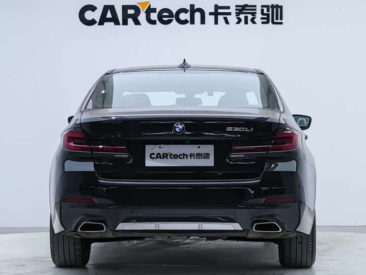 Фото 2 - BMW 5 Series