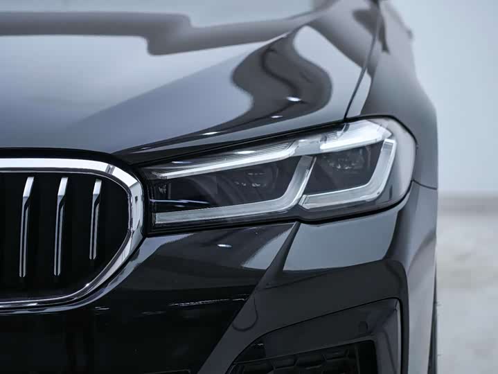 Фото 8 - BMW 5 Series