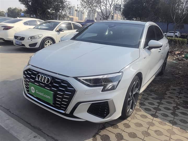 Фото 2 - Audi A3