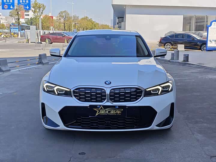 Фото 2 - BMW 3 Series