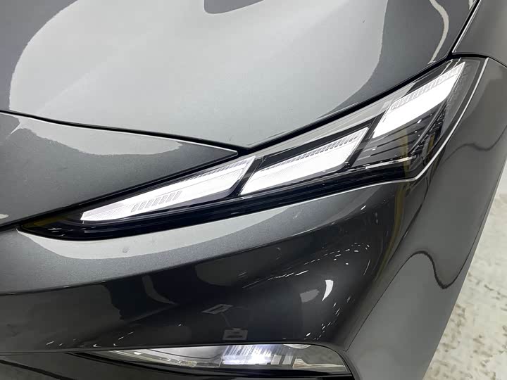 Фото 5 - MG Motor ES5