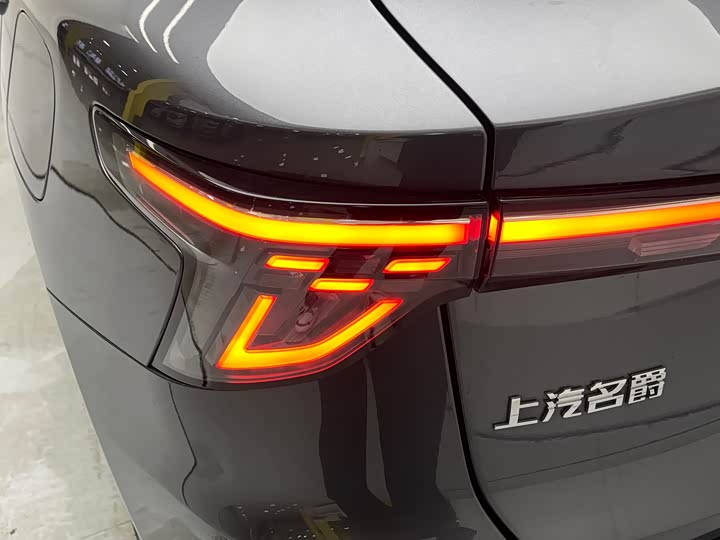 Фото 7 - MG Motor ES5