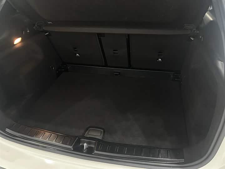 Фото 4 - Mercedes-Benz GLA-Class