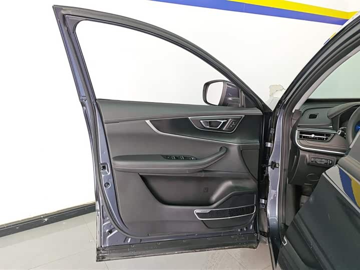 Фото 7 - Chery Tiggo 8