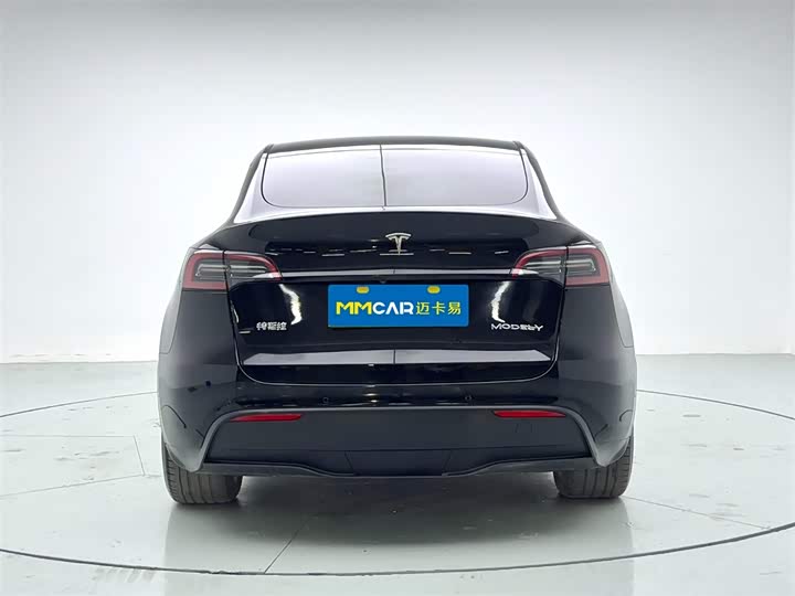 Фото 5 - Tesla Model Y