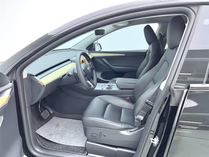 Фото 7 - Tesla Model Y