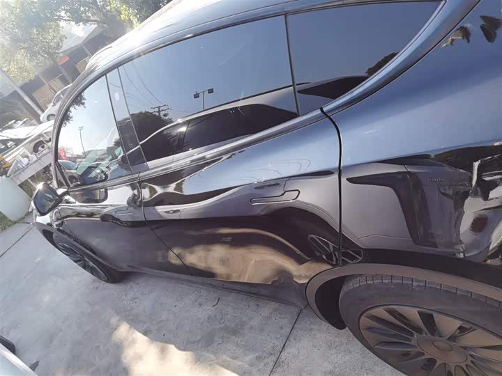 Фото 5 - Tesla Model Y