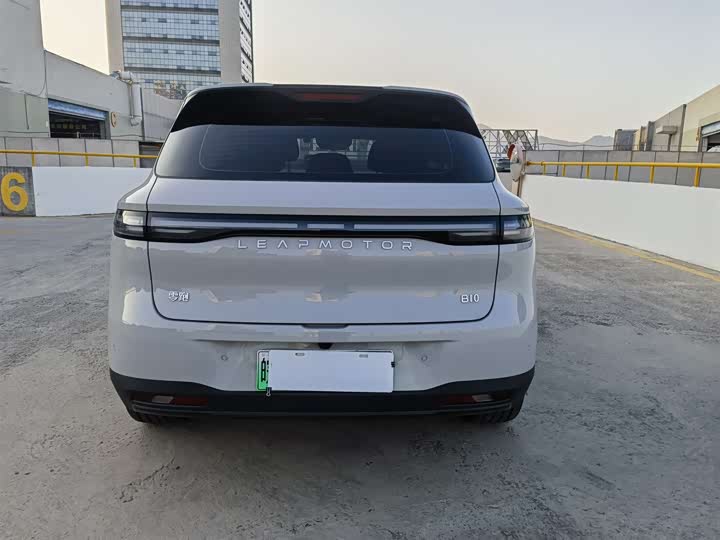 Фото 4 - Leapmotor B10