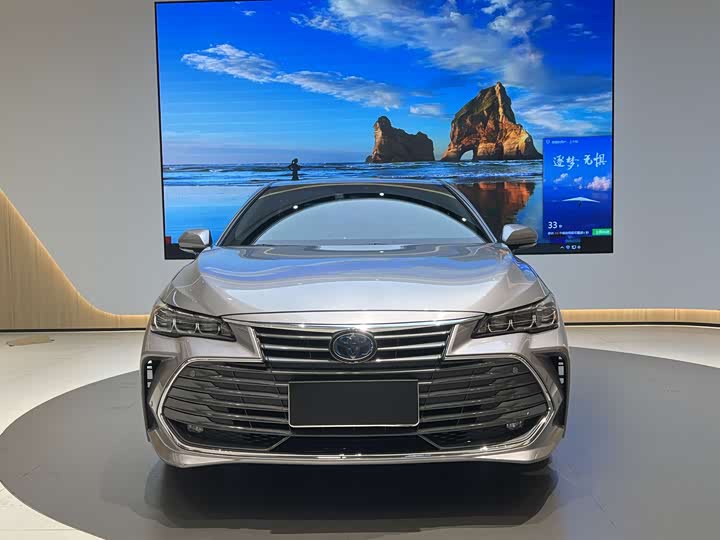 Фото 3 - Toyota Avalon