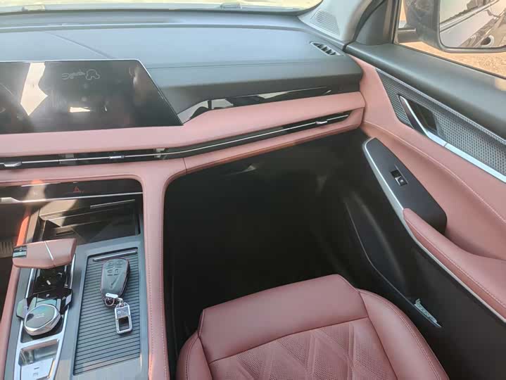 Фото 8 - Changan CS75 Plus