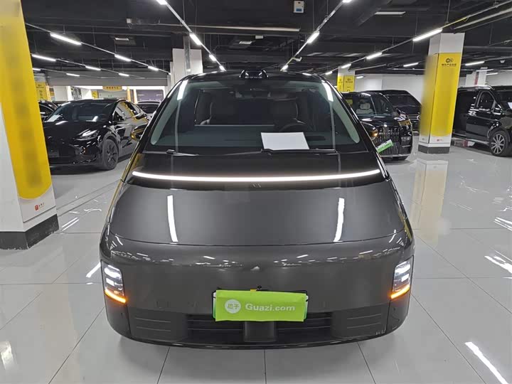 Фото 3 - LiXiang Mega