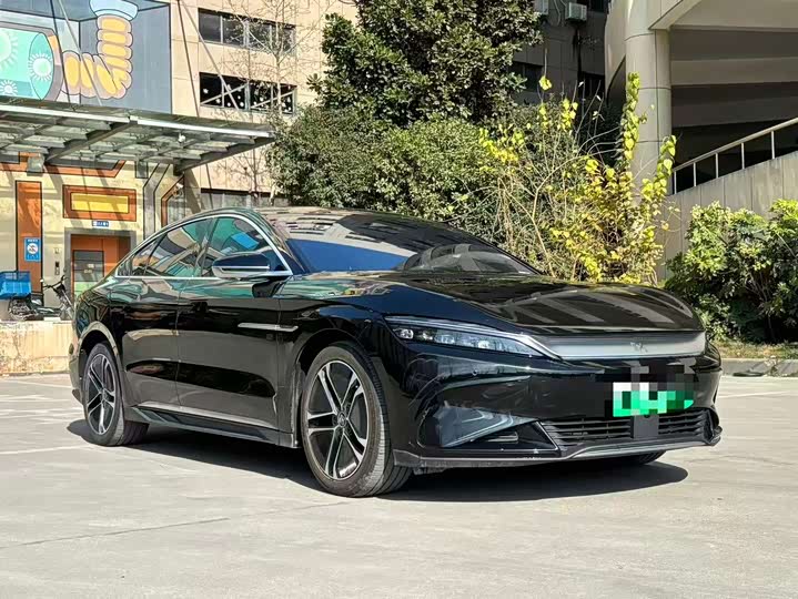 Фото 3 - BYD Han