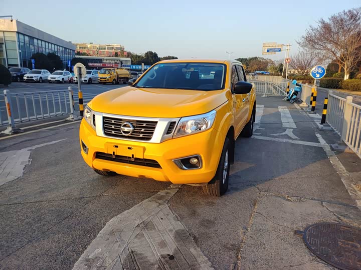 Фото 1 - Nissan Navara