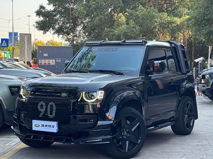 Фото 1 - Land Rover Defender