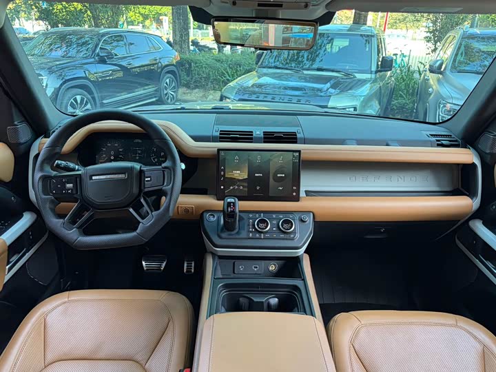 Фото 7 - Land Rover Defender