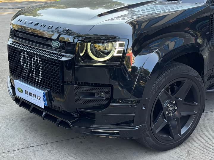 Фото 9 - Land Rover Defender