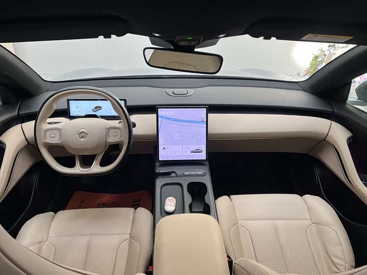 Фото 6 - Nio ET5