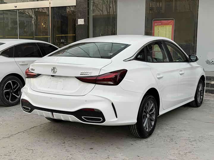 Фото 6 - MG Motor 5