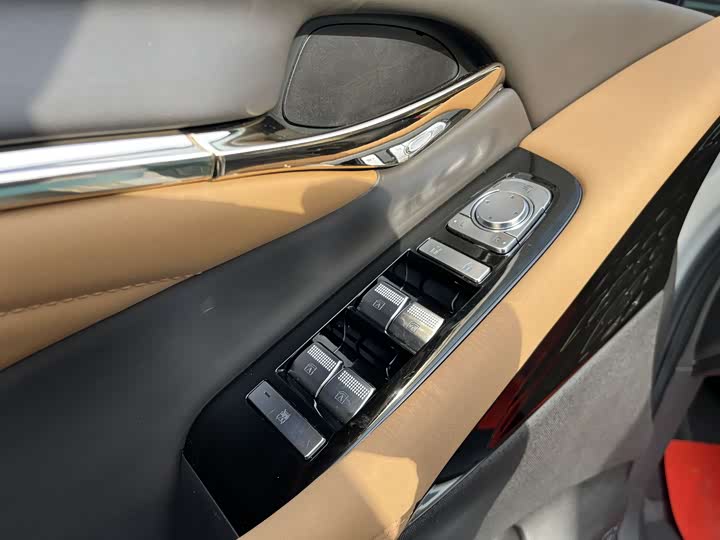 Фото 5 - GAC Trumpchi M8