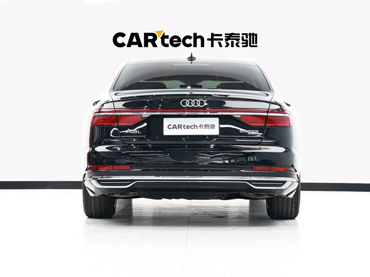 Фото 5 - Audi A8