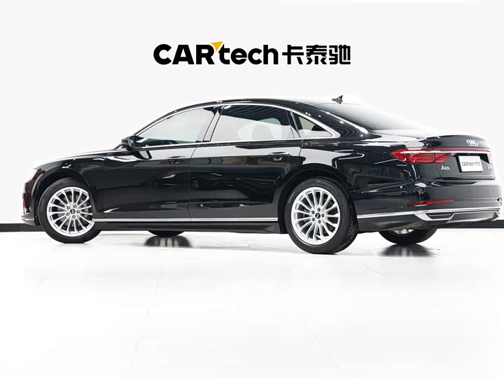 Фото 6 - Audi A8