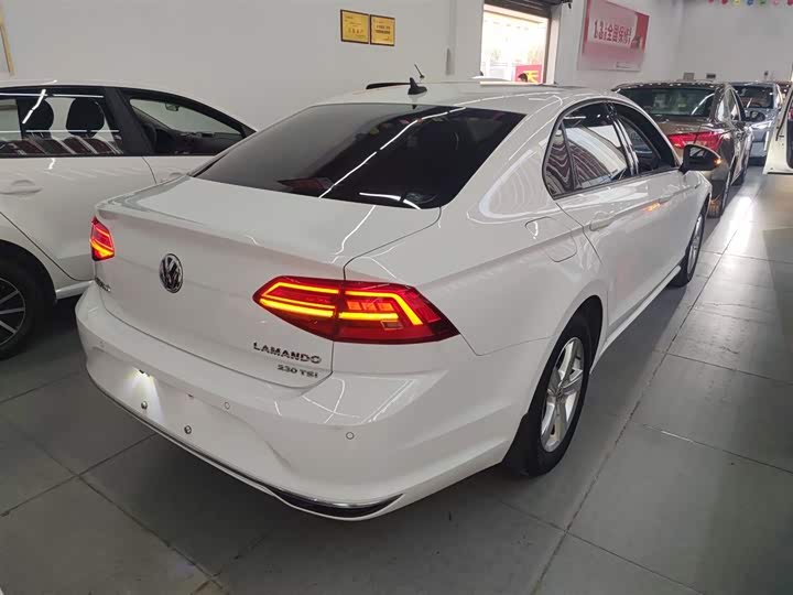 Фото 7 - Volkswagen Lamando L