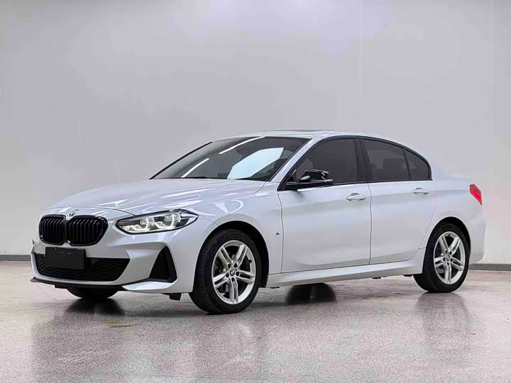 Фото 1 - BMW 1 Series