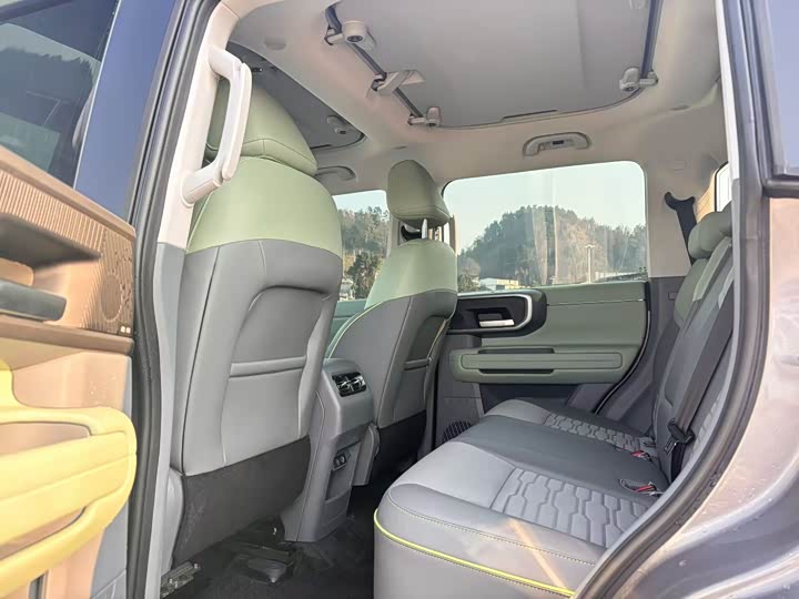 Фото 8 - BAIC Beijing BJ40