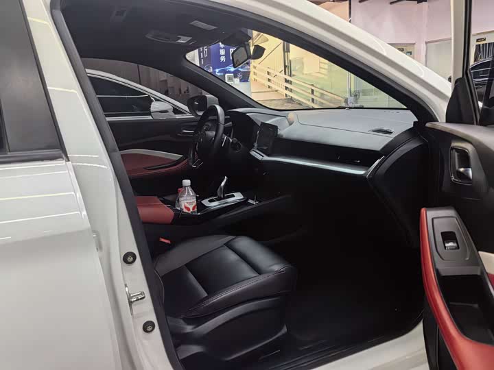 Фото 6 - MG Motor 5