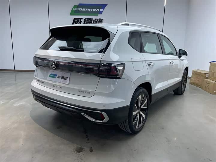 Фото 5 - Volkswagen Tharu