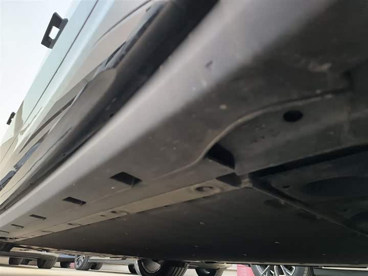 Фото 2 - Zeekr 7X