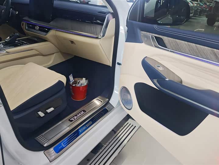 Фото 8 - Tank 500 Hybrid