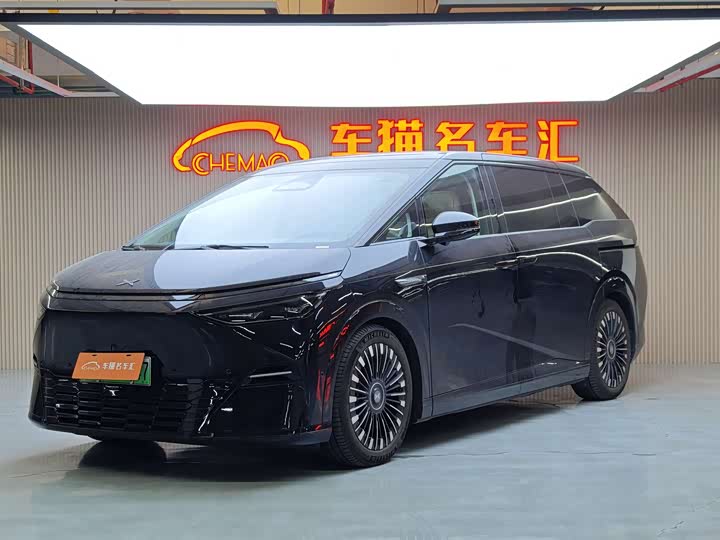 Фото 1 - XPeng X9