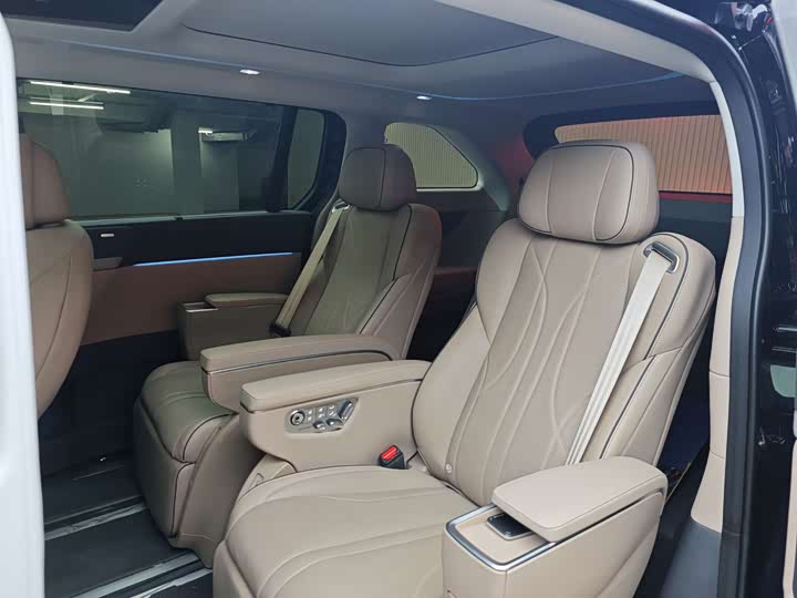 Фото 7 - XPeng X9