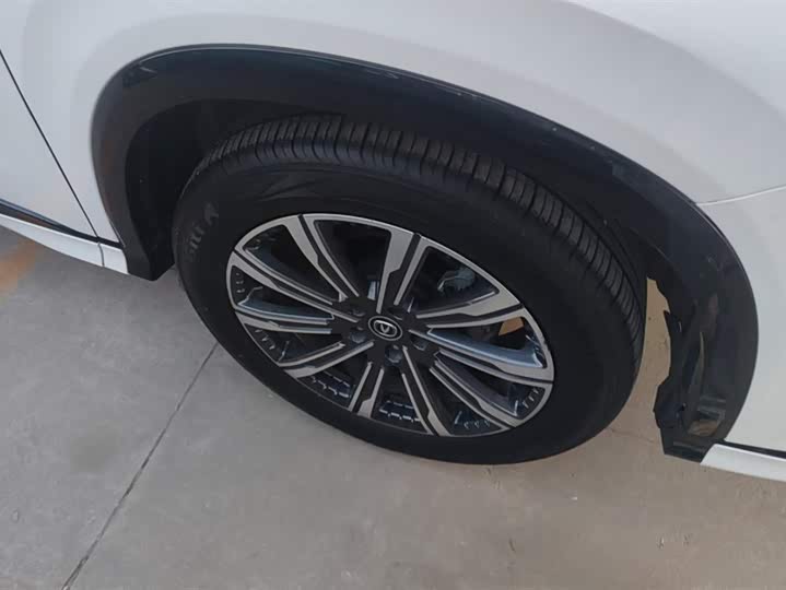 Фото 6 - Changan CS75 Plus