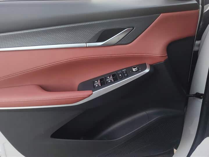 Фото 7 - Changan CS75 Plus