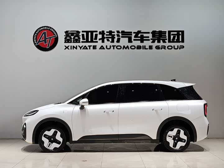 Фото 5 - BAIC Arcfox Kaola S