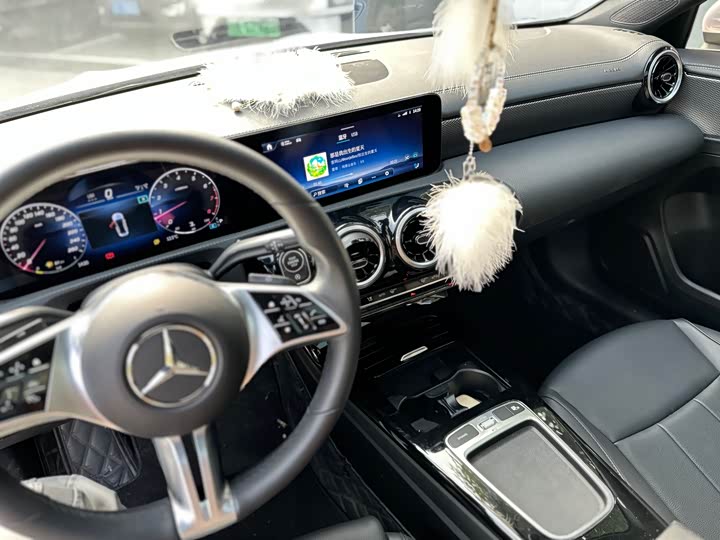 Фото 6 - Mercedes-Benz A-Class