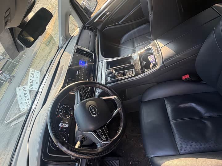 Фото 9 - GAC Trumpchi M8